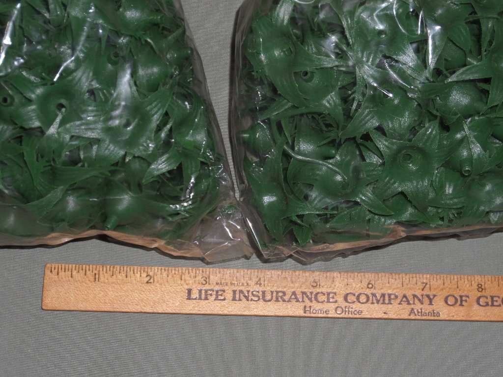 2 Packs Vintage Sepals, Calyx P-200A Plastic Greenery Floral Parts NOS Wreath Millinery Supply, Flower Making Supplies