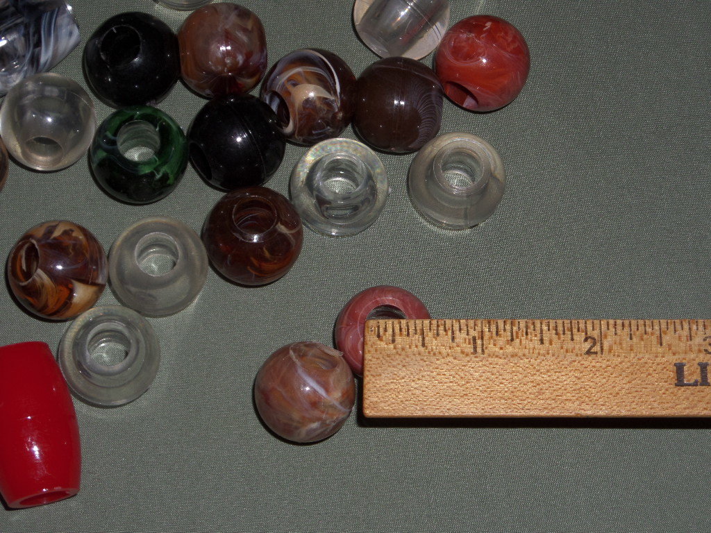 Vintage Assorted Plastic Macrame Beads 1 1/2 lbs, Round & Barrel Shaped, Craft Lot, Supply for Plant Hangers, Purses, Wall Hangings