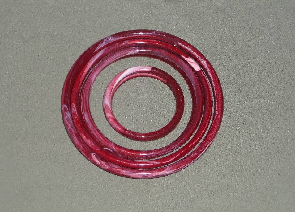 Plastic macrame rings