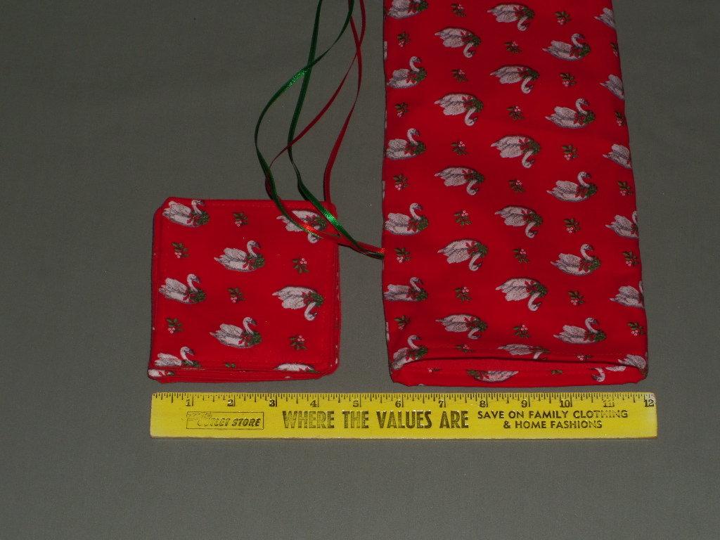 4 Christmas Swans Mug Rugs & Gift Bag Holiday Fabric Coasters Handmade Gifts, Kitchen Decor